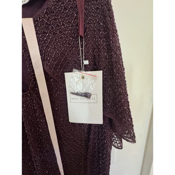 MAC DUGGAL 5948 Beaded Cape Sleeve Gown Amethyst Size 20W Formal Wedding - Picture 6 of 10